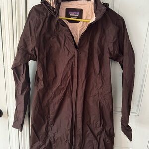 Patagonia Black Women's Lightweight Rain Slicker